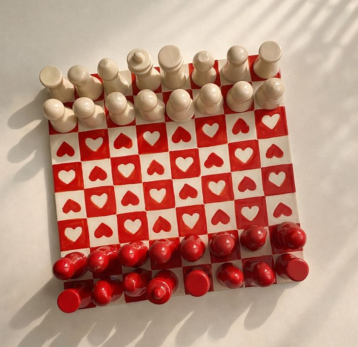 Artisan Ceramic Heart Chess Set - Red & Cream Aesthetic Home Decor